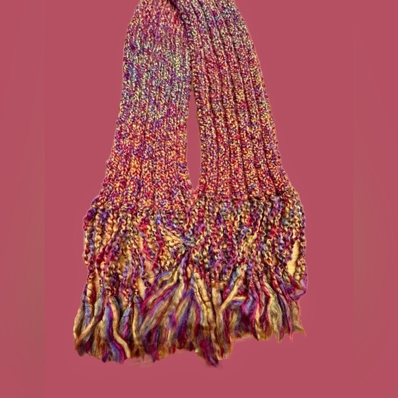 NEW Boutique Hand-Knitted Scarf with Tasseled Fringe, Multicolored - Picture 9 of 11